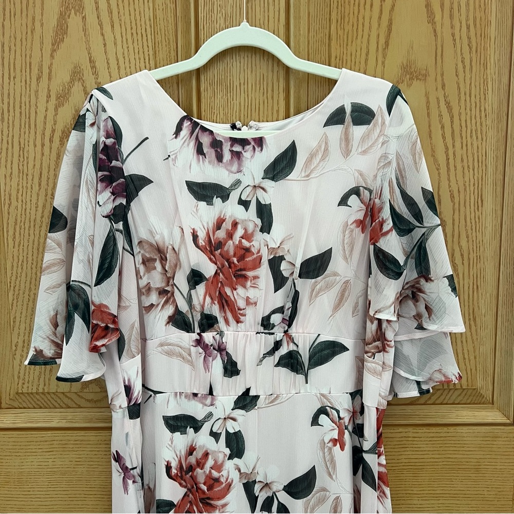 Calvin Klein Floral Chiffon Dress size 16 - Picture 2 of 8